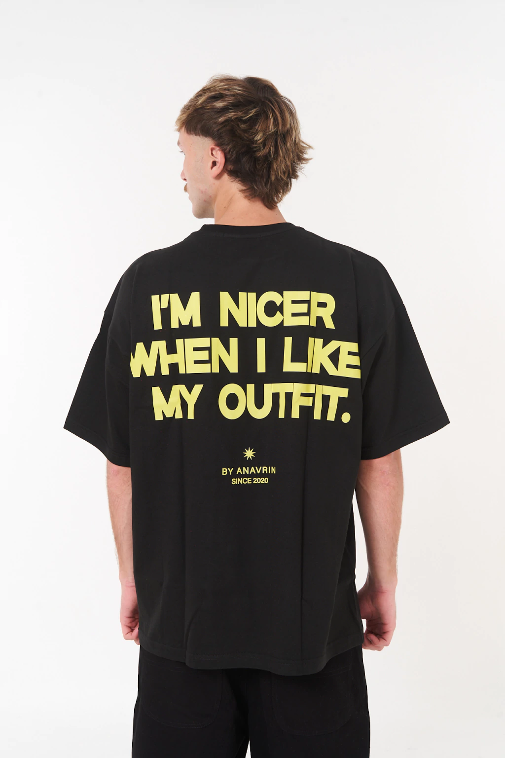 REMERA OUTFIT