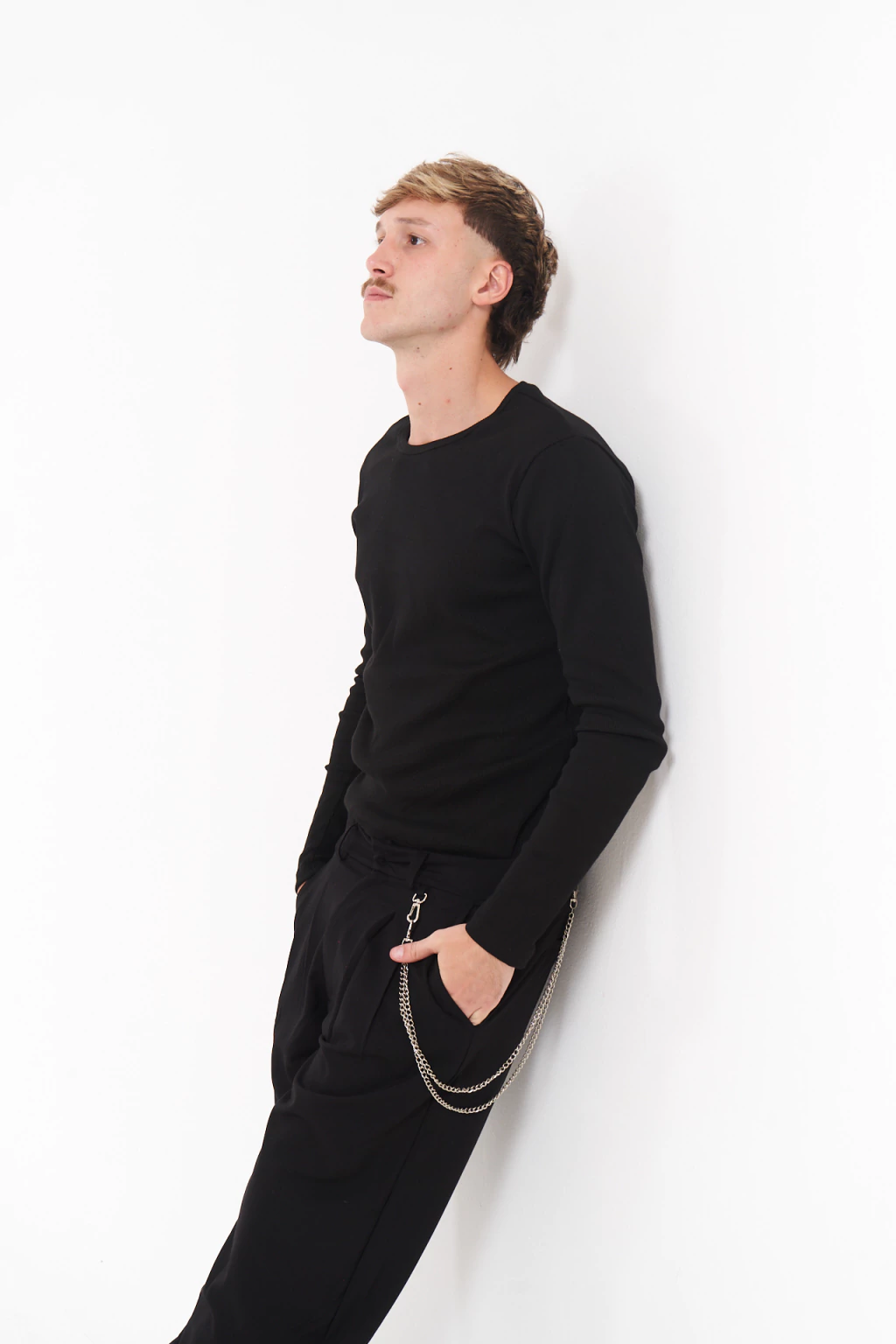 REMERA MANGAS LARGAS BASIC