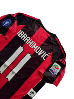 Milan titular Ibrahimovic 2010/11 en internet