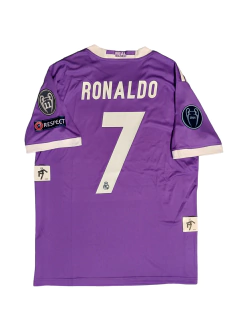 Real Madrid violeta Cristiano Ronaldo 2016/17
