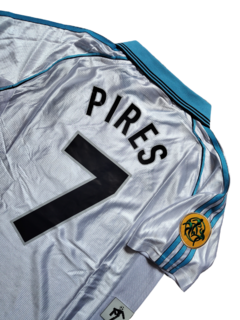 Olympique Marsella titular Pires 1998/99 en internet