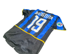 Inter titular Batistuta 2002/03 en internet