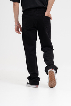 Jean Relaxed Gabardina Negro - comprar online