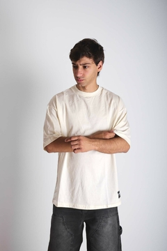 Remera Over Lisa Crema