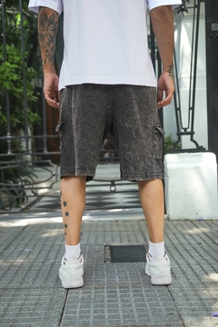 Imagen de Bermuda Cargo Algodon Gris Washed