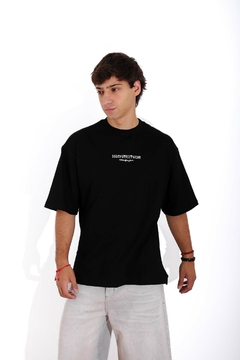Remera Over Lucky Negro - comprar online
