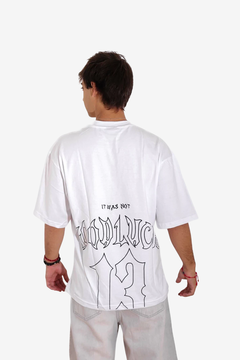 Remera Over Lucky Blanca - comprar online