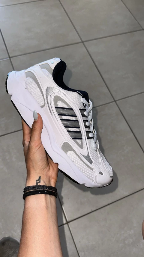 Adidas Run Blancas - comprar online
