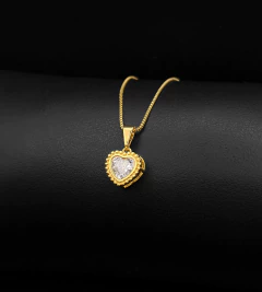 PINGENTE CORAÇÃO EM ZIRCÔNIA - Banhado a ouro 18k