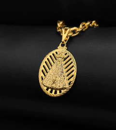 PINGENTE NOSSA SENHORA OVAL DETALHADA (3x2,5cm) - Banhado a Ouro 18k