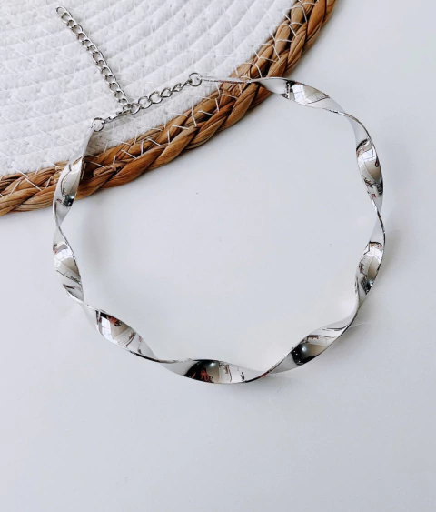 Aro Torcido Prateado - comprar online