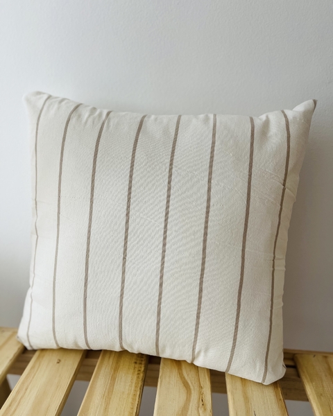 Almohadones rayitas