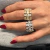 Anillo Irregular de Piedras Dorado - comprar online