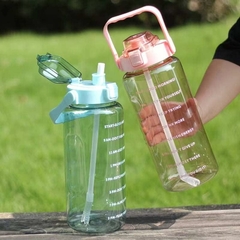 Botella 2 Litros Para Alto Rendimiento Crossfit en internet