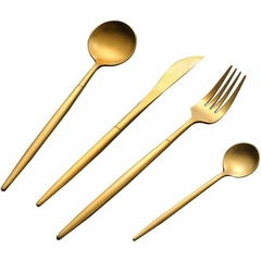 Juego Cubiertos Dorados - comprar online