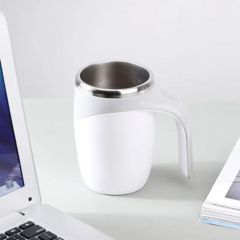 Taza Mezcladora Térmica Batidor Automático Multiuso