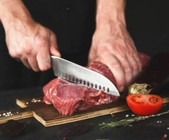 Cuchillo Curvo Estilo Japones con Mango de Madera en internet