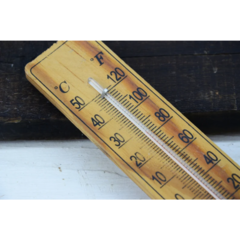 Termometro Ambiental Chico Madera Interior Exterior - comprar online