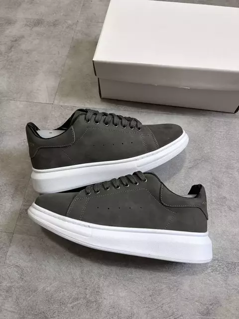 ALEXANDER MCQUEEN - comprar online