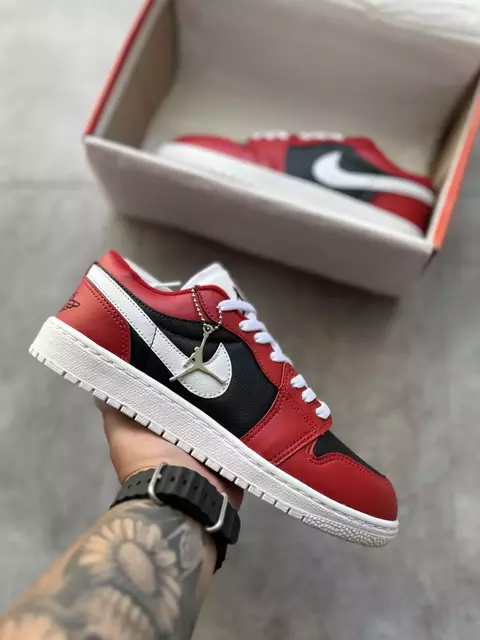 NIKE AIR JORDAN 1 LOW - comprar online