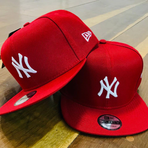 Bone NY Yankees Aba Reta Vermelho