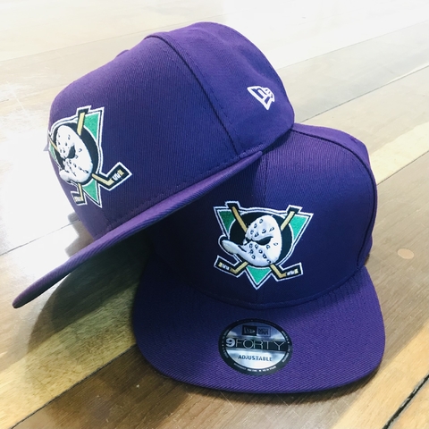 Bone Mighty Ducks Aba Reta. Roxo