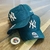 Bone NY Yankees Aba curva Verde.Escuro / Dourado na internet