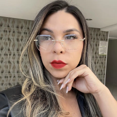 Armação Para Óculos de Grau Feminino Roma21 Balgriff Suzana 1.0 Dourado com brilho - comprar online