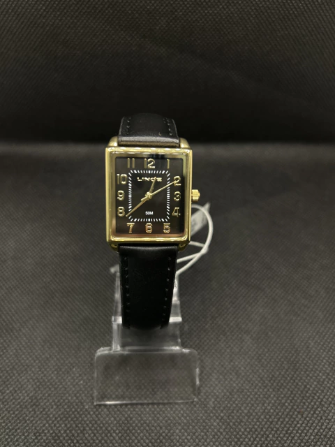 Relógio lince quadrado dourado com pulseira em couro - comprar online