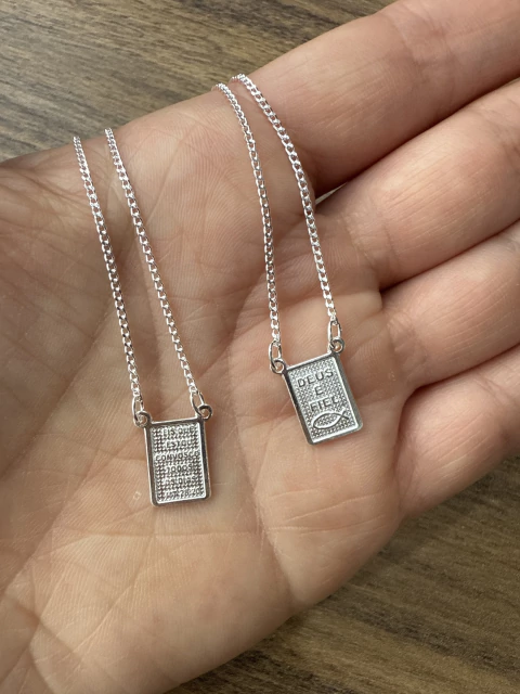 Escapulário 60cm “Deus é fiel” - comprar online