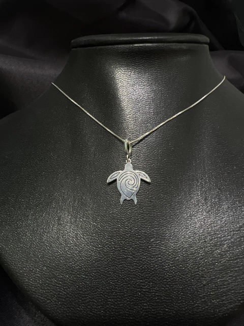 Colar Tartaruga Trabalhada - comprar online