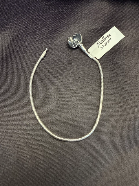 Pulseira para berloques fio fino e fecho coração com escrita - comprar online