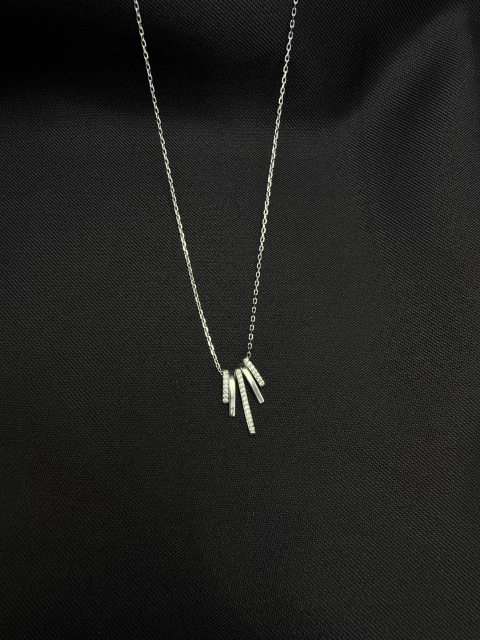 Colar 5 palitos com zircônia - comprar online