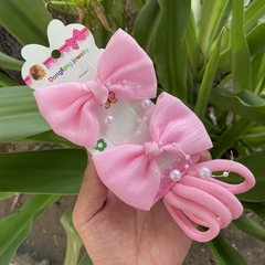 Set niña (dos moños picos con perlas y cuatro colitas) - comprar online