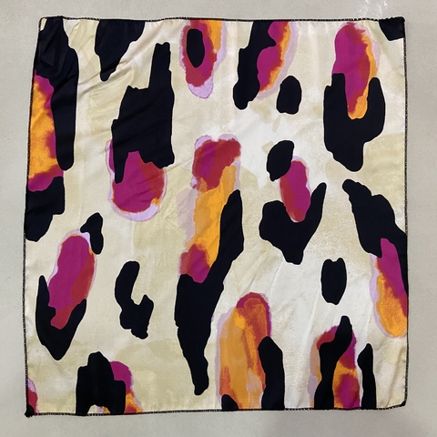 Pañuelo Alejandra 50x50