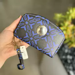 Billetera estampada la chapelle azul y negro