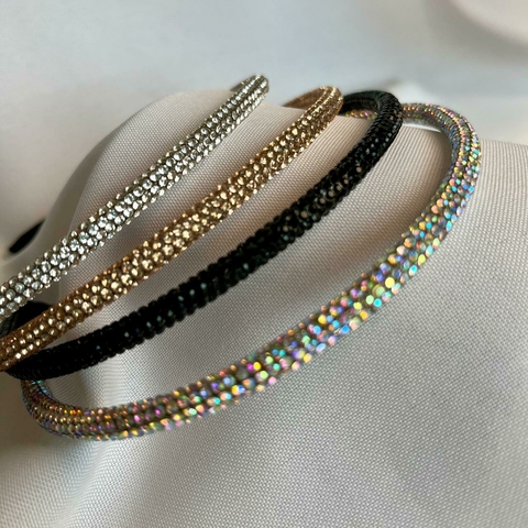 Tiara de Strass encapada