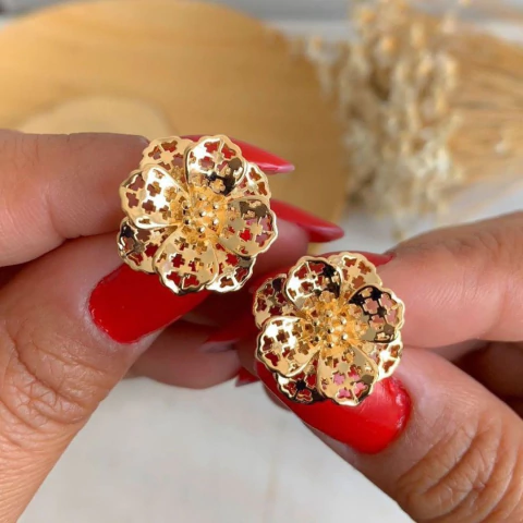 Brinco Flor Mais