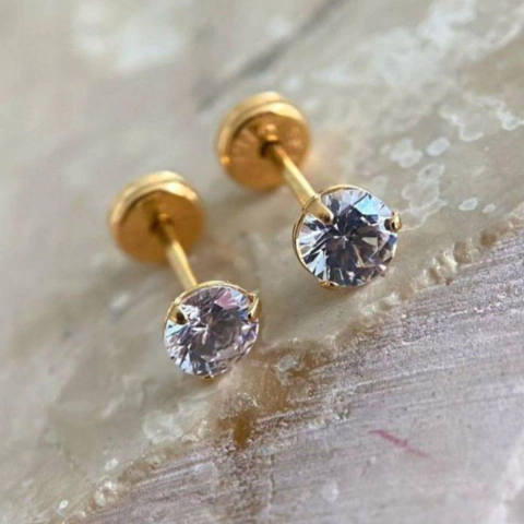 Brinco Segundo Furo Ponto de Luz M