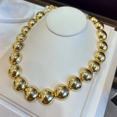 Colar Esferas Dourado