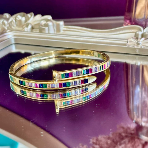 Bracelete Prego Cravejado Colorido