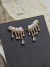 Brinco ear cuff com pérolas shell e zircônias