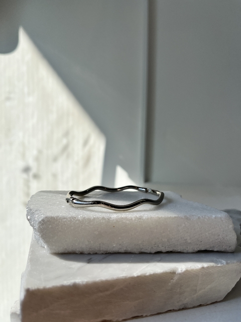 Bracelete Ondulado Fino Prateado