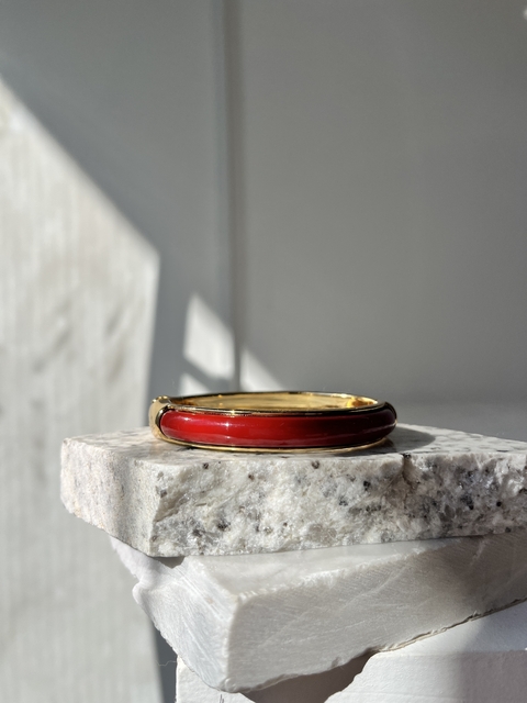 Bracelete Linear Boleado Com Acrílico Red