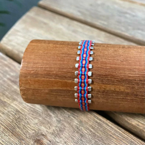 Pulseira Tear Vermelha e Azul Prata 925 Lateral | Maria Sublime - comprar online