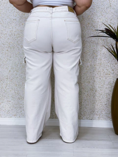 Imagem do Wide Leg cargo branca