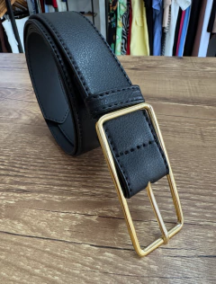 Cinto fivela retangular na internet