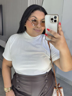 Blusa Branca Lisa - Jacqueromodas Plus Size - As Melhores Peças no Plus Size