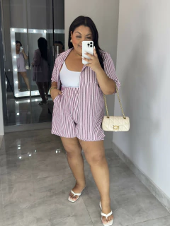 Conjunto listrado shorts Anne na internet