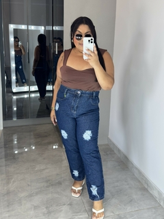 Mom Jeans Elisa - Jacqueromodas Plus Size - As Melhores Peças no Plus Size